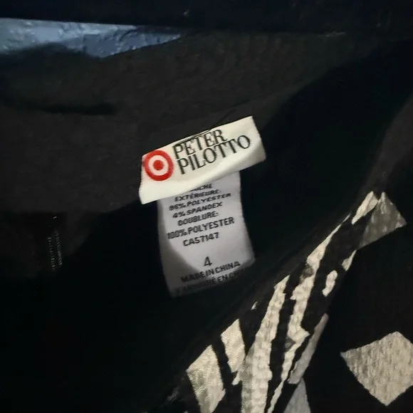 Peter Pilotto Black and White Geometric Patterned Women's Skirt- size 4-EUC - Picture 4 of 4